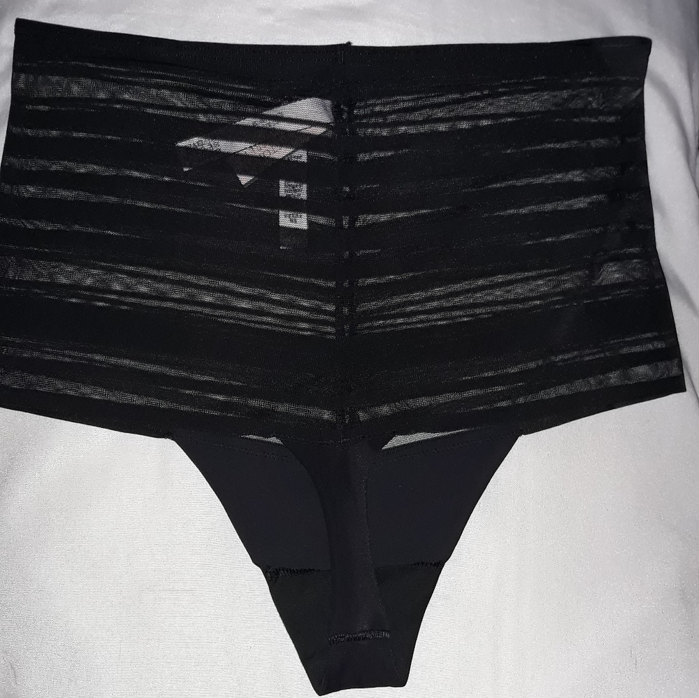 High -Waist thong/String - Picture 5 of 8
